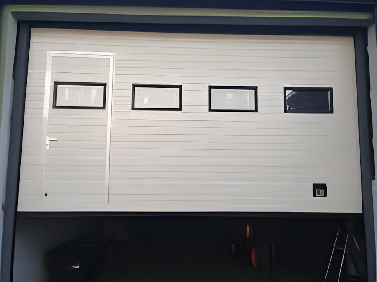 Endüstriyel Seksiyonel Kapılar - image 4