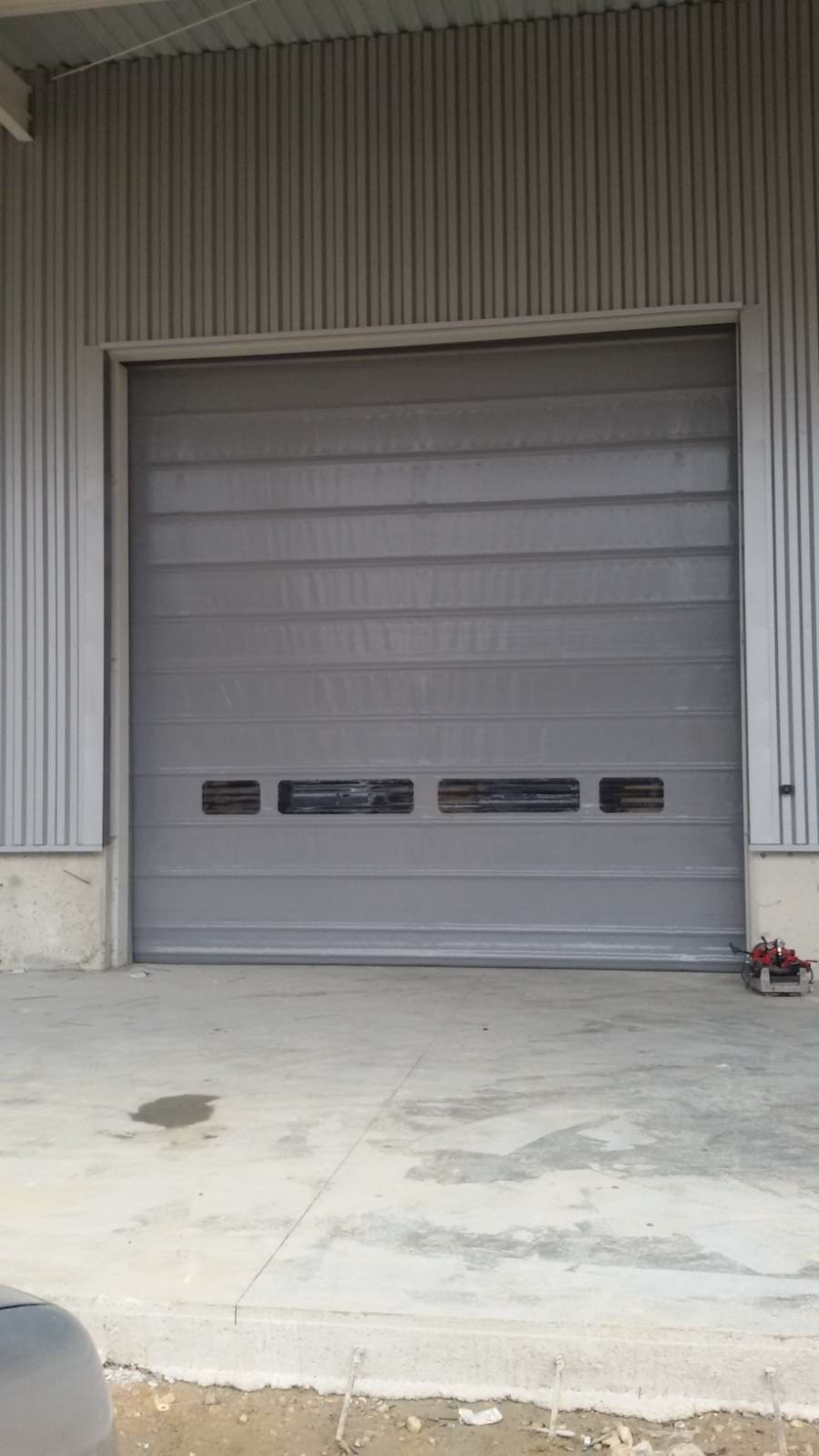 Bursa Endüstriyel Tesis Yüksek Güvenlikli Seksiyonel Kapı Çözümleri Projesi